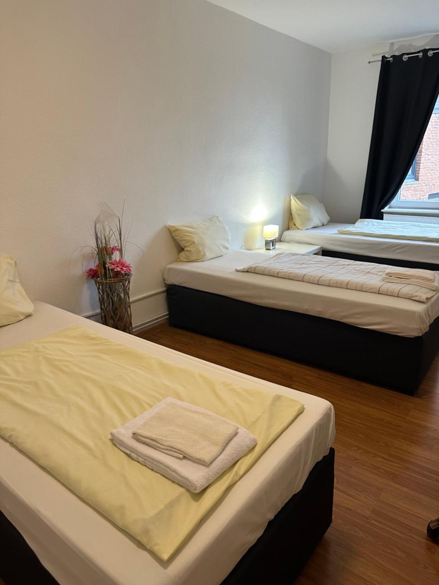 City Apartments Direkt Am Hauptbahnhof - Perfekt Fuer Pendler Und Monteure Neumünster Zewnętrze zdjęcie