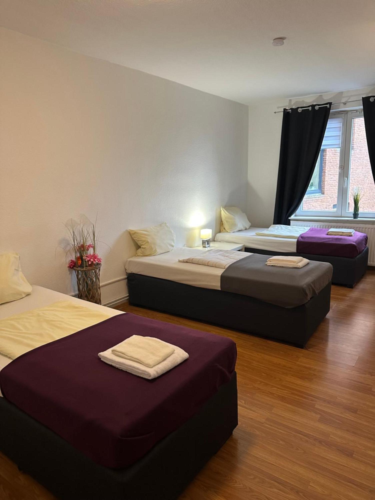 City Apartments Direkt Am Hauptbahnhof - Perfekt Fuer Pendler Und Monteure Neumünster Zewnętrze zdjęcie