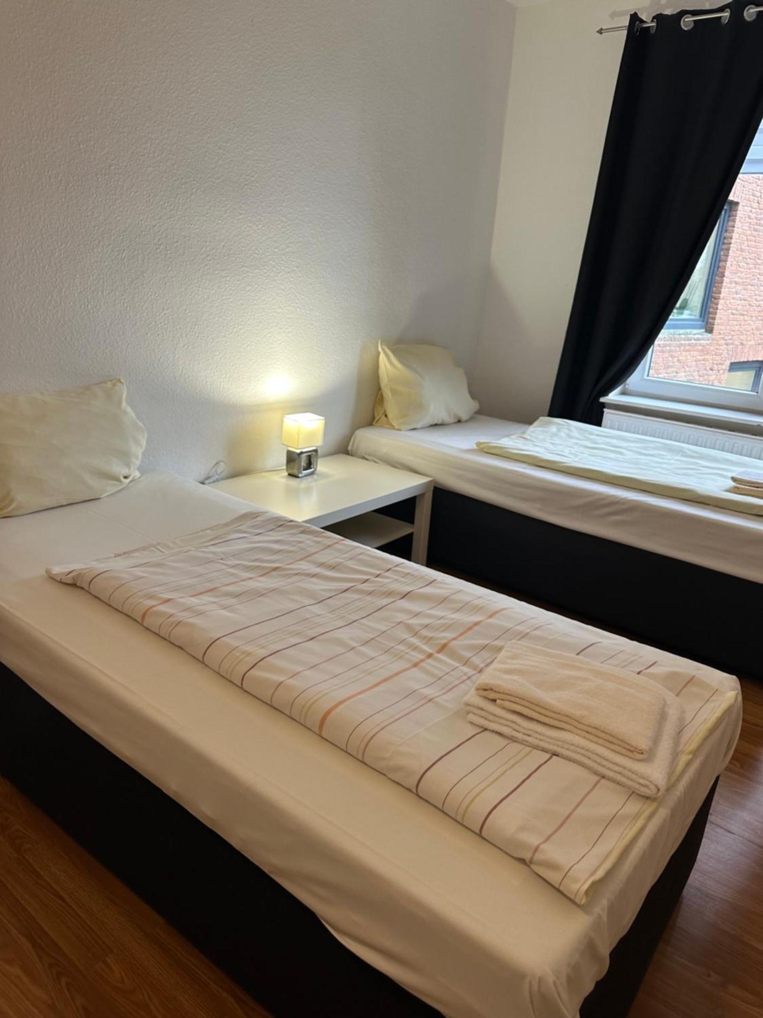 City Apartments Direkt Am Hauptbahnhof - Perfekt Fuer Pendler Und Monteure Neumünster Zewnętrze zdjęcie