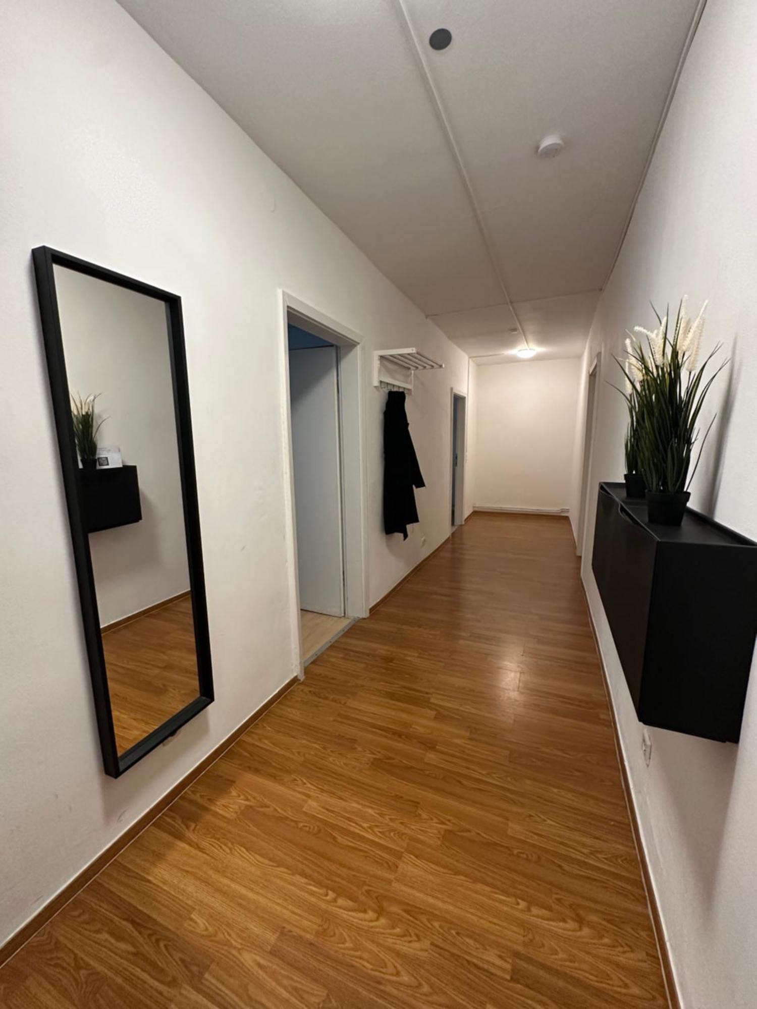 City Apartments Direkt Am Hauptbahnhof - Perfekt Fuer Pendler Und Monteure Neumünster Zewnętrze zdjęcie