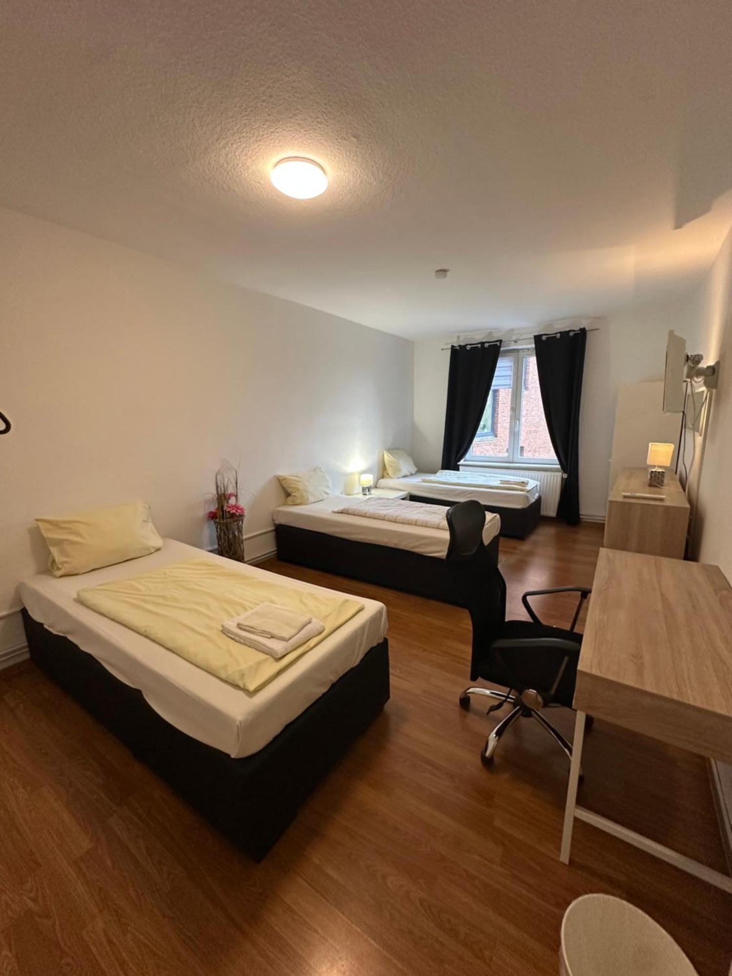 City Apartments Direkt Am Hauptbahnhof - Perfekt Fuer Pendler Und Monteure Neumünster Zewnętrze zdjęcie